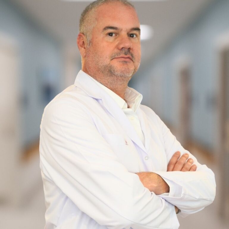 Doç. Dr. Ömer Vefik Özozan