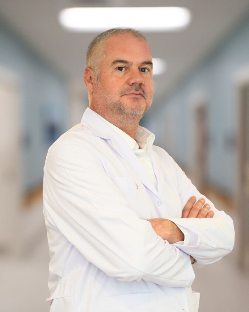 Doç. Dr. Ömer Vefik Özozan